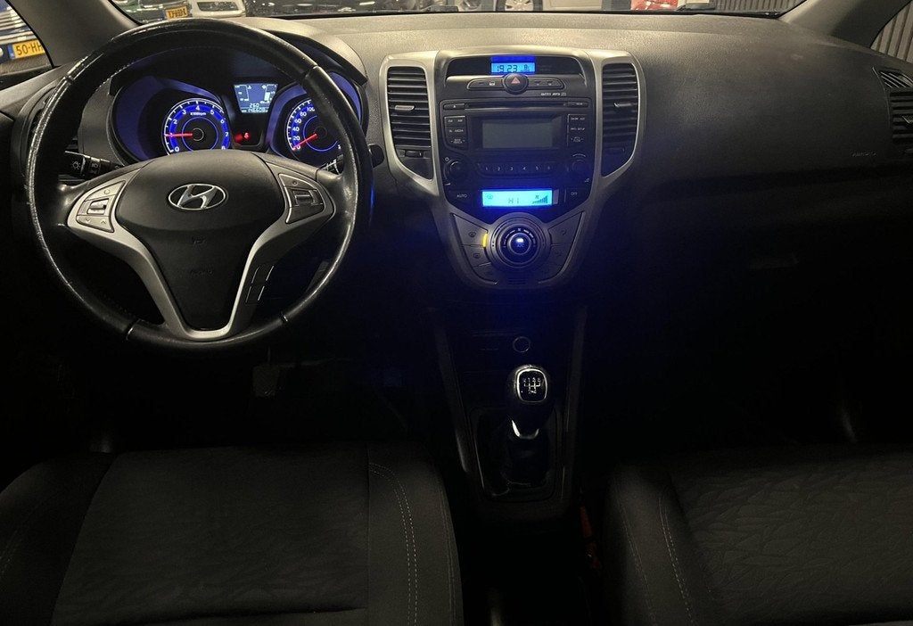 Hyundai Ix20 1.4i i-Vision 1e Eigenaar-Pano-Airco-Cruise Cnt, Auto's, Hyundai, Voorwielaandrijving, Euro 5, Stof, Gebruikt