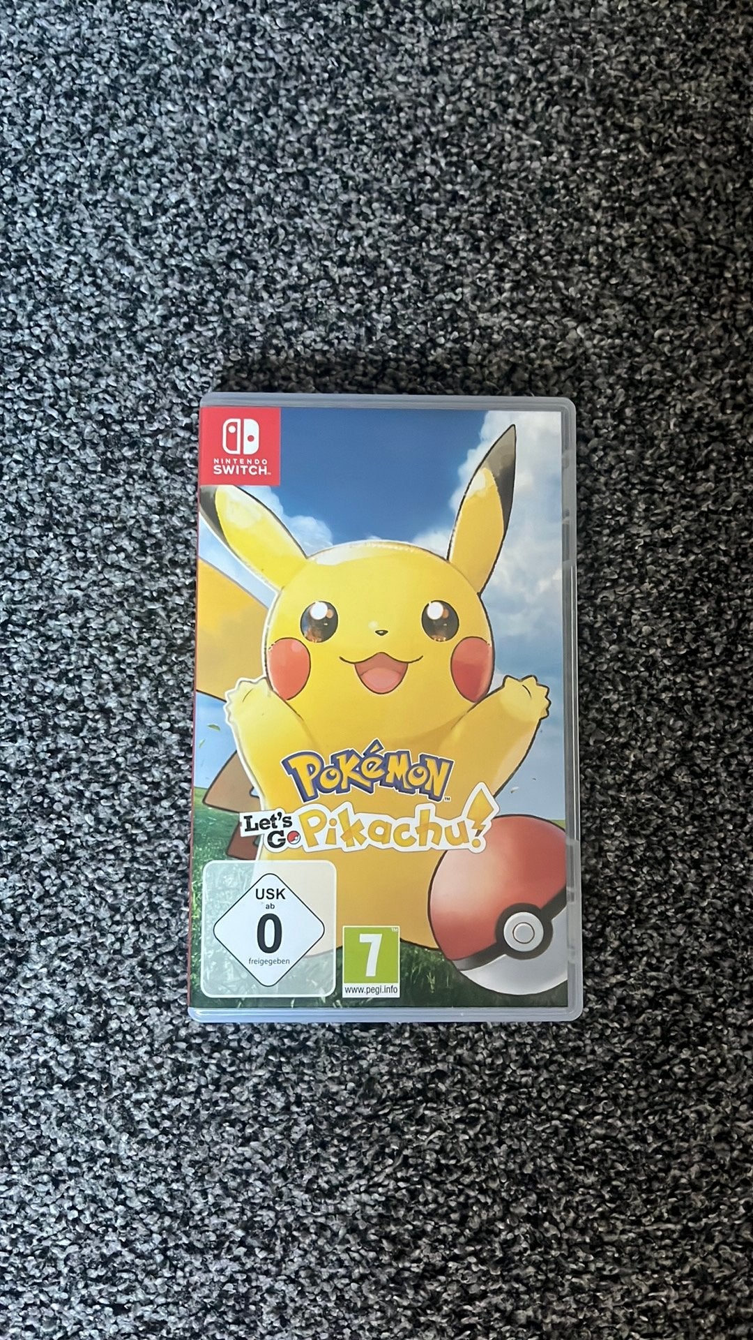 Pokemon lets go pikachu nintendo switch, Spelcomputers en Games, Overige genres, 2 spelers, Eén computer, Ophalen of Verzenden