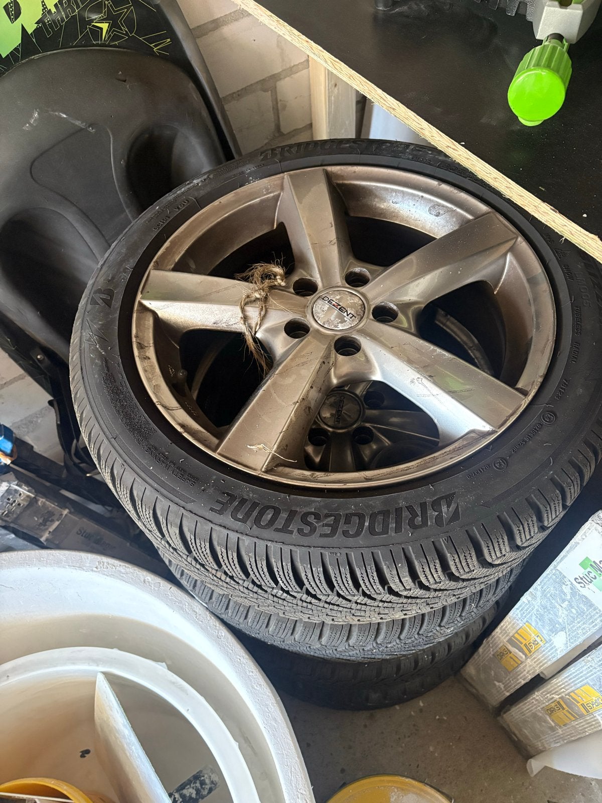 Volvo C30 17 inch velgen met winterbanden, Gebruikt, Banden en Velgen, 17 inch, Winterbanden