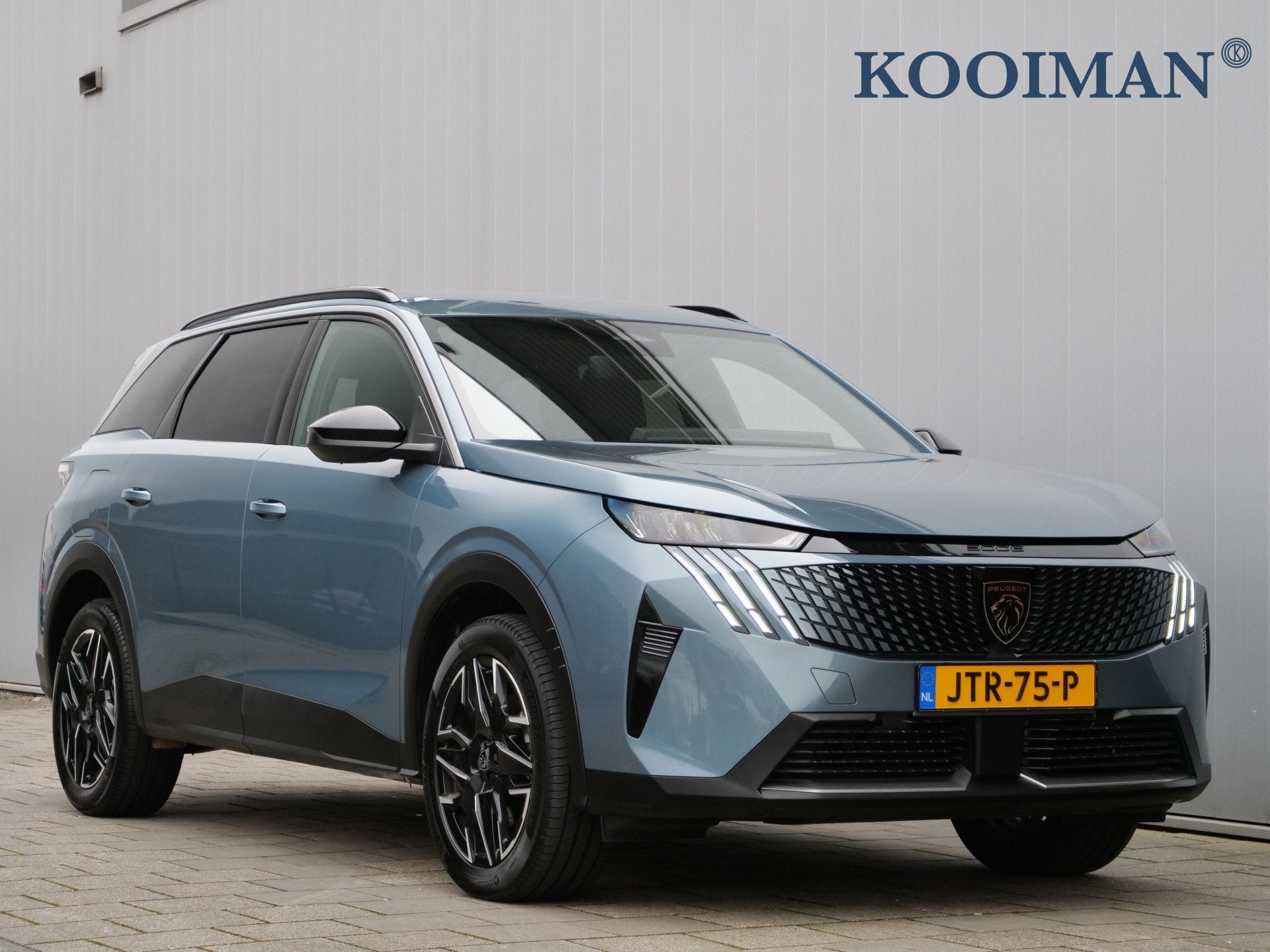 Peugeot 5008 1.2 Hybrid 136 Pk Allure 7 persoons Automaat Ca, Auto's, Peugeot, 136 pk, 1199 cc, Blauw, Bedrijf