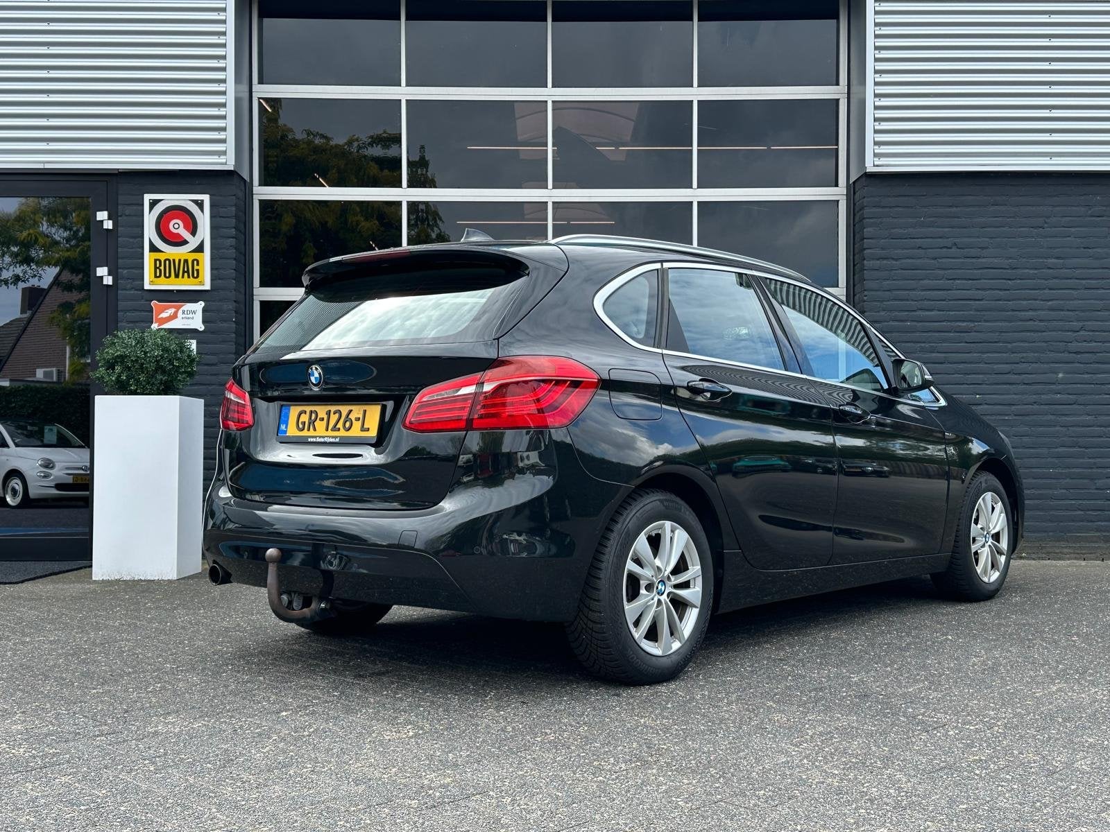 Foto 9 van BMW 2 Serie Active Tourer 218i Essential Automaat, Bluetooth
