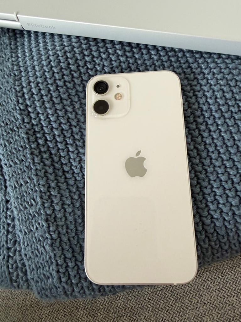 iPhone 12 Mini Wit 64GB - Batterij 71%, Gebruikt, IPhone 12 Mini, Wit, Ophalen of Verzenden