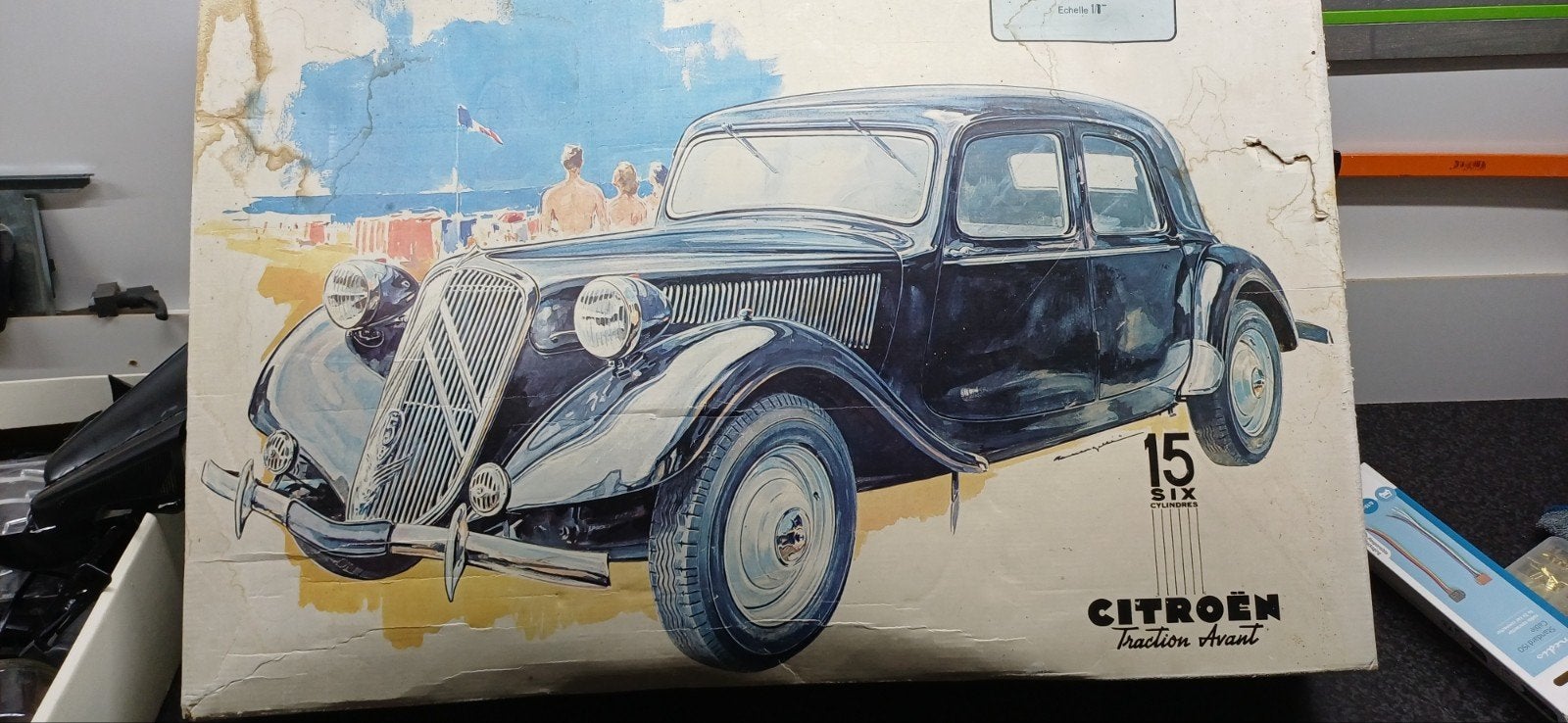 Heller Citroën Traction Avant 15 Six Modelbouwkit 1/8, Auto, Groter dan 1:32, Ophalen of Verzenden, Zo goed als nieuw