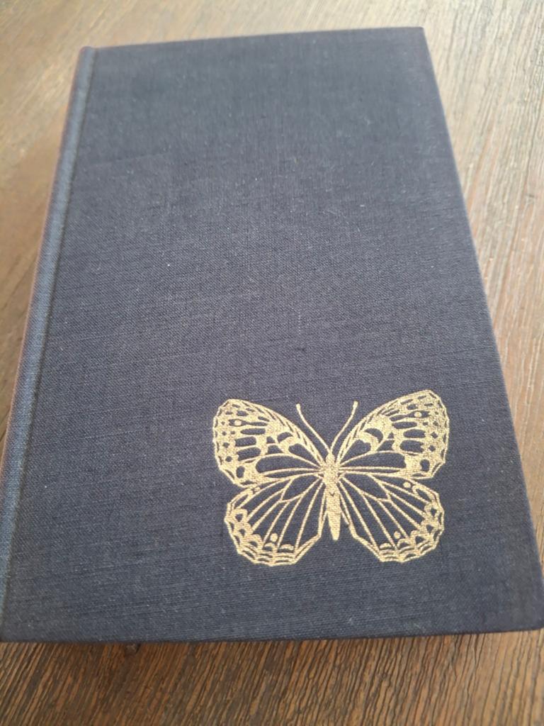 Papillon - Henri Charrière - Hardcover met vlinder, Boeken, Ophalen of Verzenden, Gelezen, Henri Charrière, Europa overig