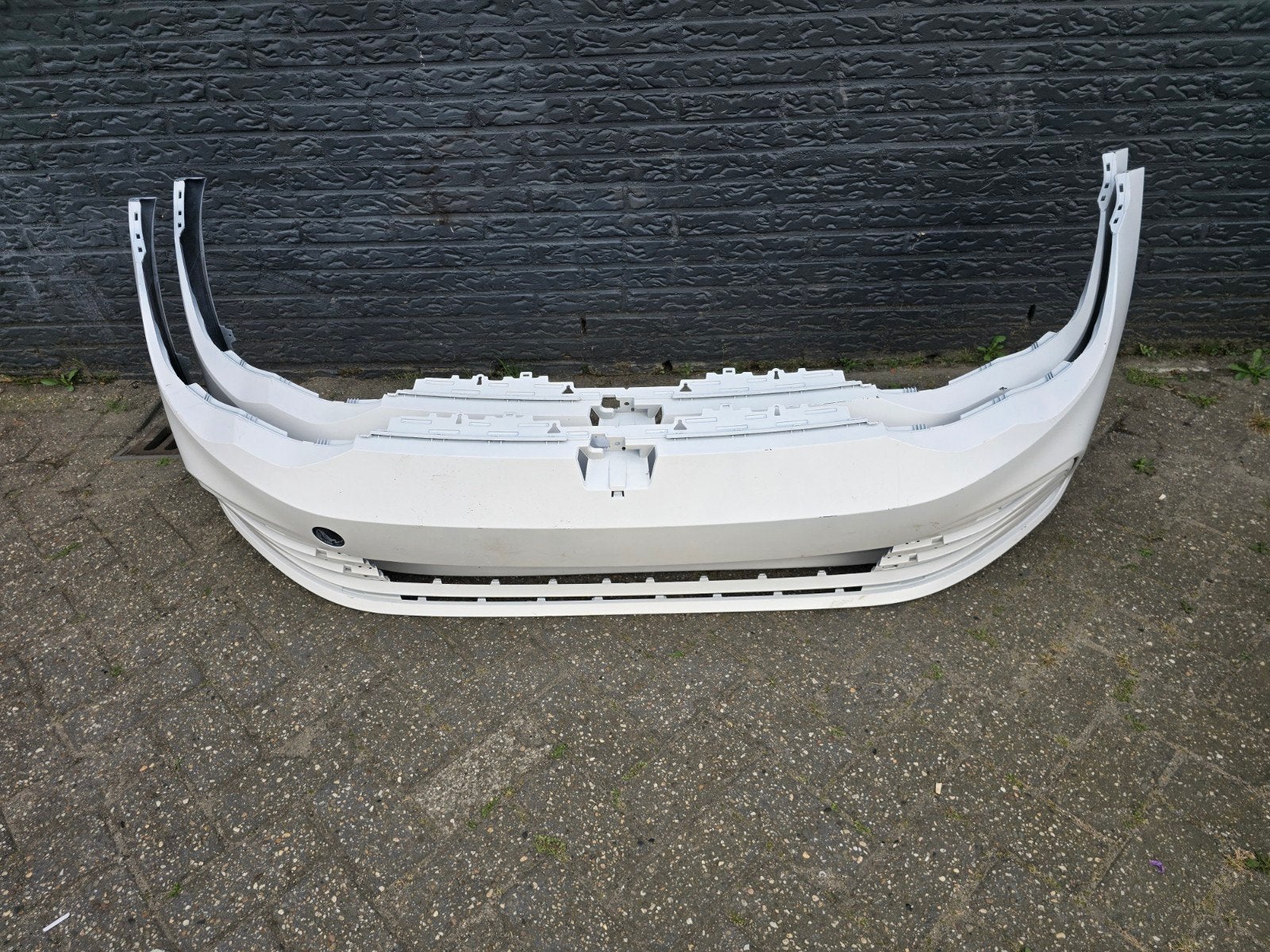Voorbumper VW Golf 8 bj 2020-2024 (Nieuw !), Ophalen of Verzenden, Excellence, Volkswagen, Voor