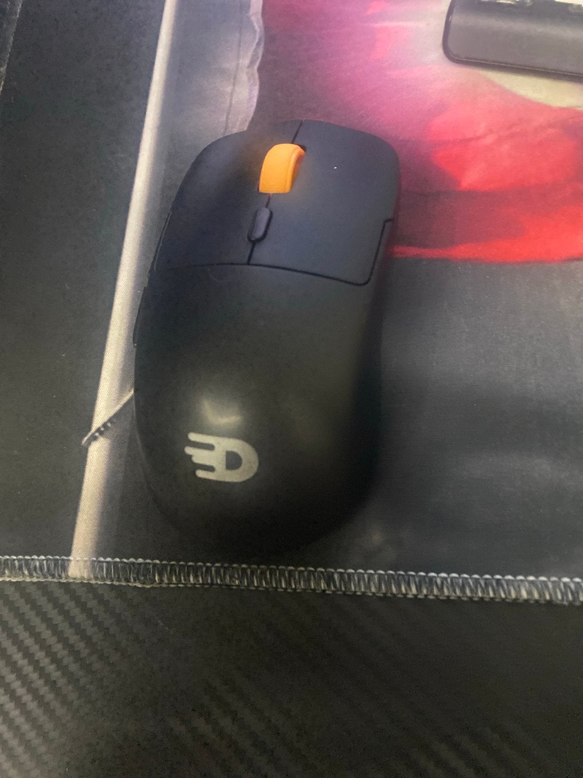 Draadloze muis - Drivv Nova - Zwart met oranje accent, Ophalen of Verzenden, Zo goed als nieuw, Draadloos, Muis