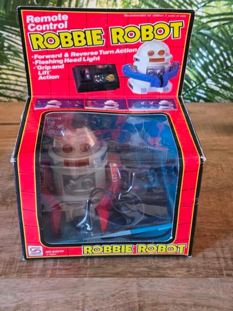 Vintage 1984 Robbie Robot RC Speelgoed Super Toys NIB, Verzamelen, Speelgoed, Ophalen of Verzenden, Zo goed als nieuw