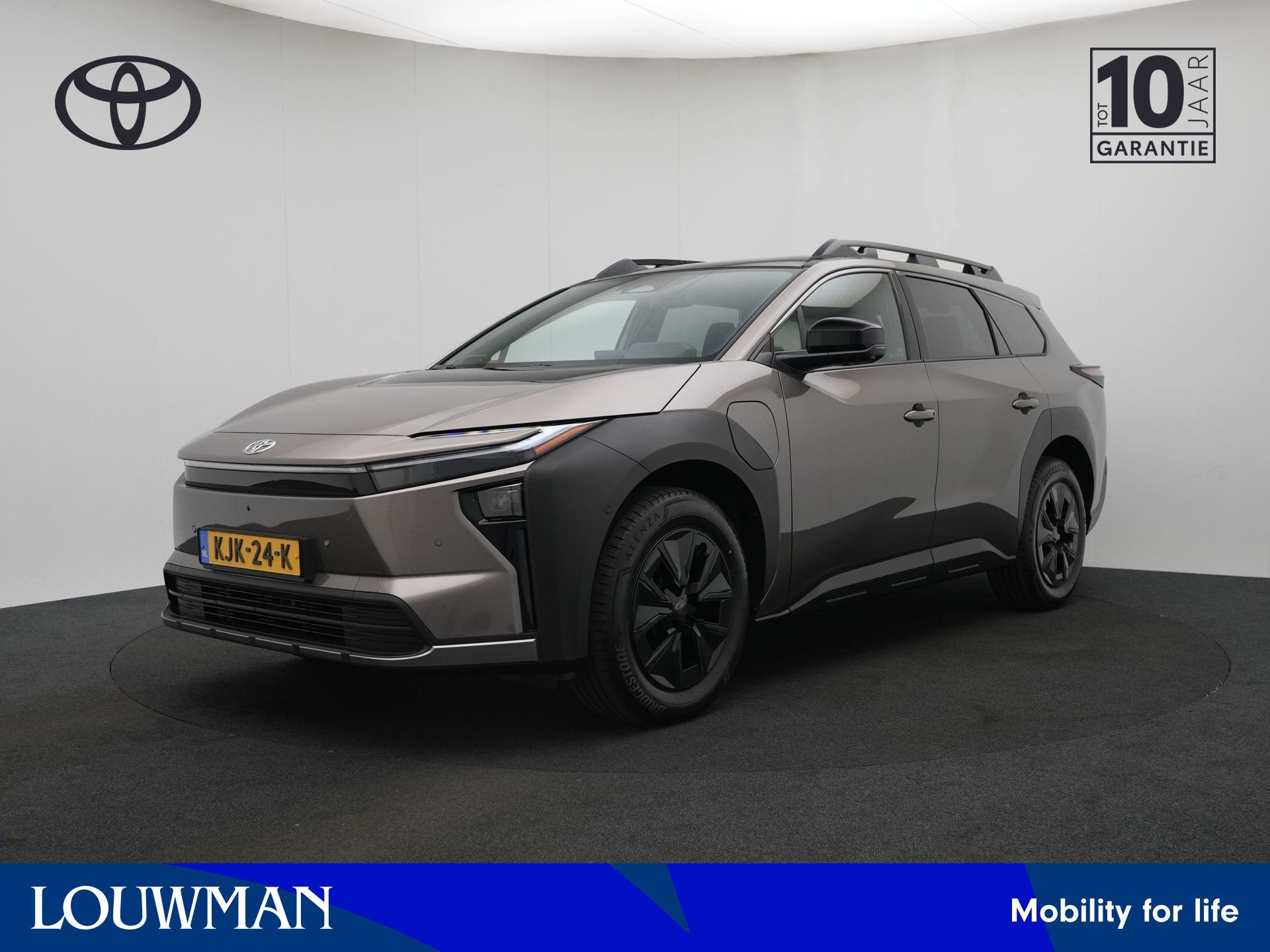 Toyota bZ4X Touring Executive AWD 75 kWh (bj 2026), Auto's, Automaat, 204 min, 24 min, Vierwielaandrijving