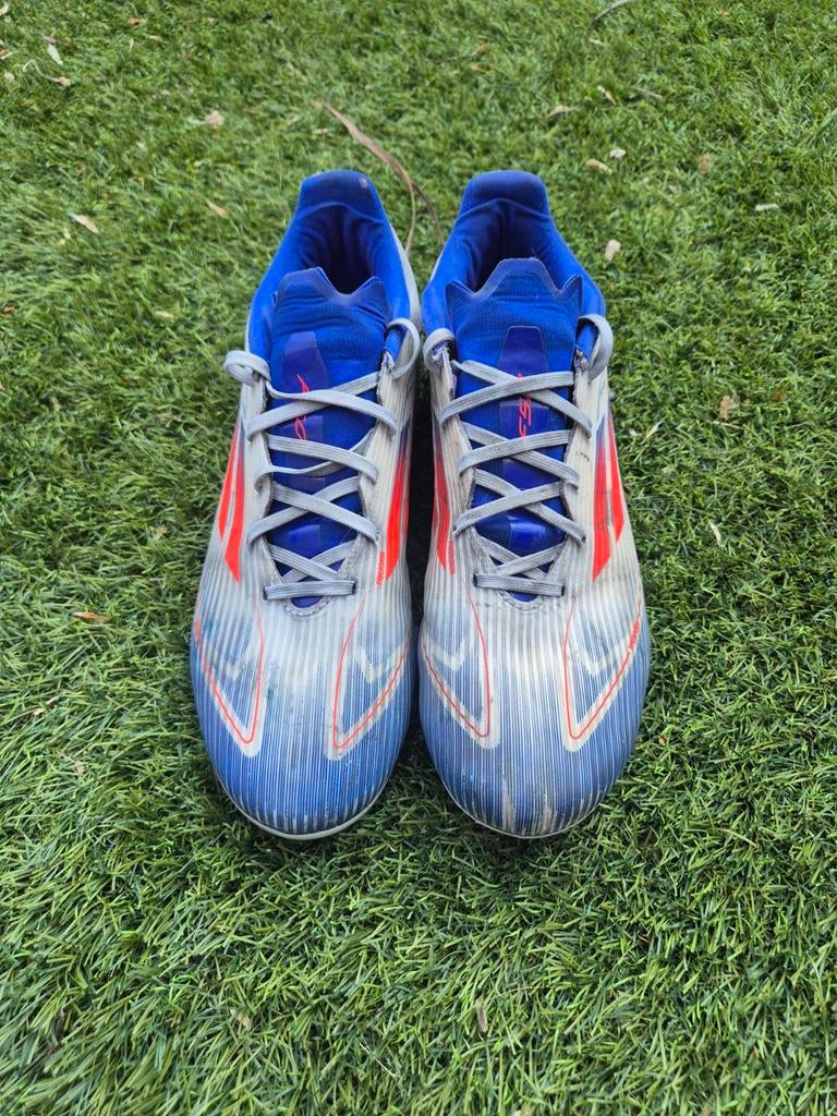 adidas F50 League MG, Sport en Fitness, Gebruikt, Maat XS of kleiner, Schoenen, Ophalen of Verzenden