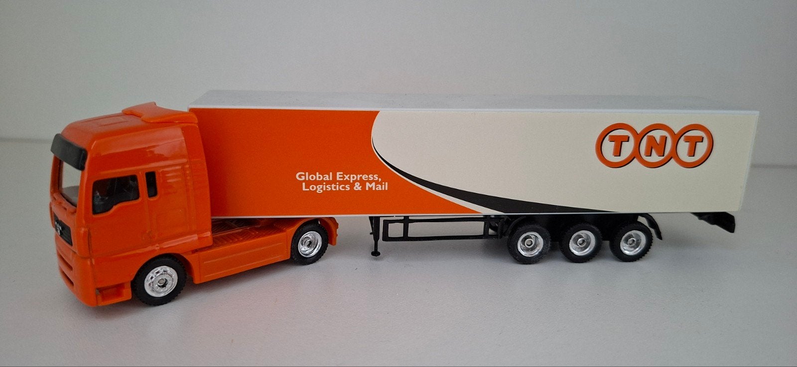 MAN TNT vrachtwagen model met trailer, Overige merken, 1:50 of kleiner, Ophalen of Verzenden, Zo goed als nieuw
