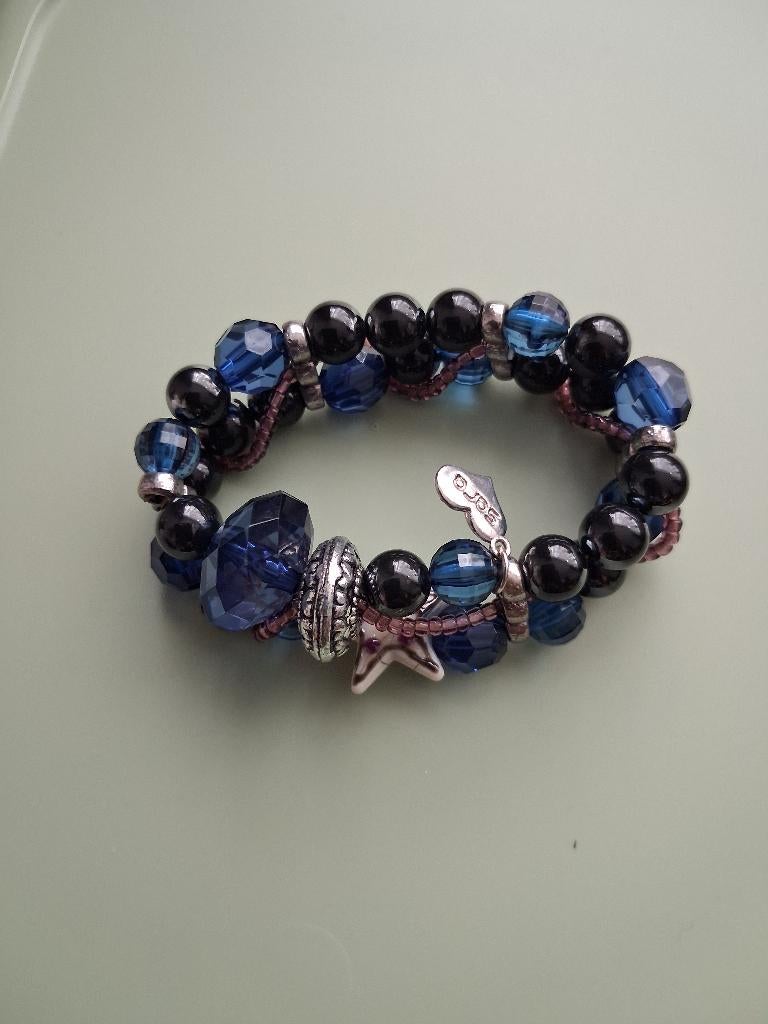 diverse armbanden   thuis ophalen !!!!, Ophalen, Overige materialen, Overige kleuren, Zo goed als nieuw