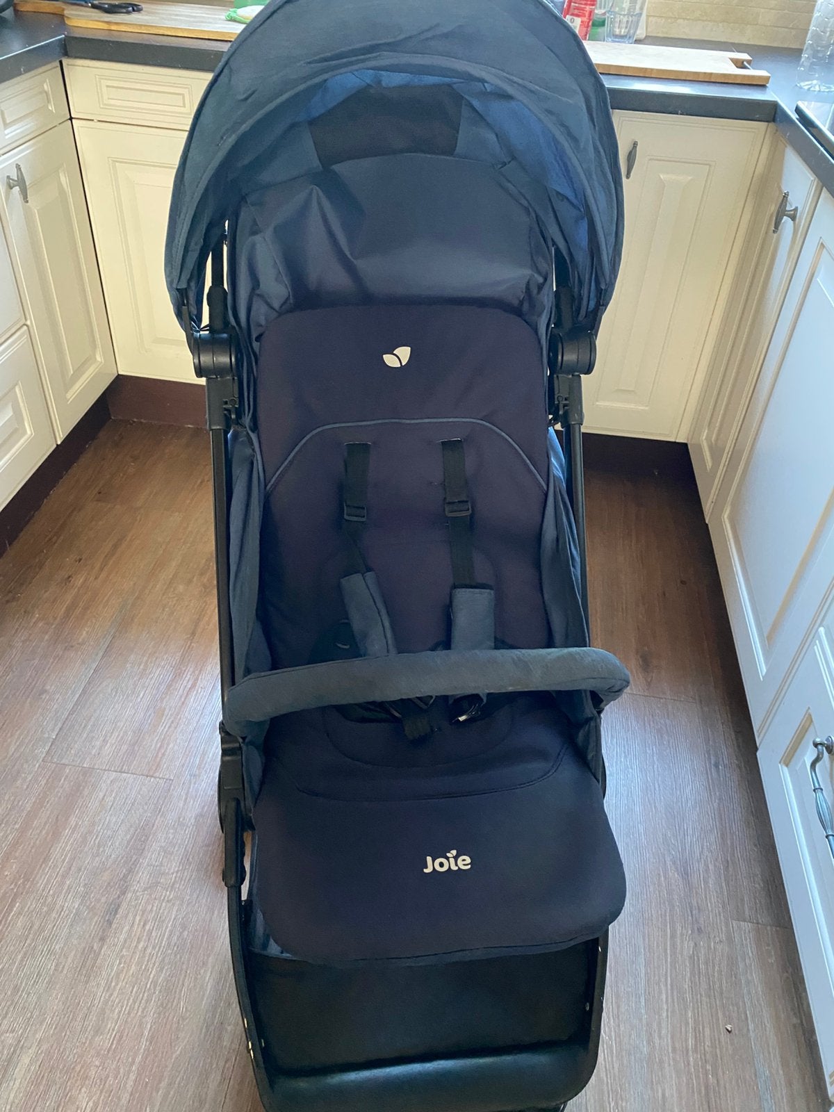 Licht gewicht kinderwagen goed inklapbaar, Kinderen en Baby's, Buggy's, Ophalen, Gebruikt