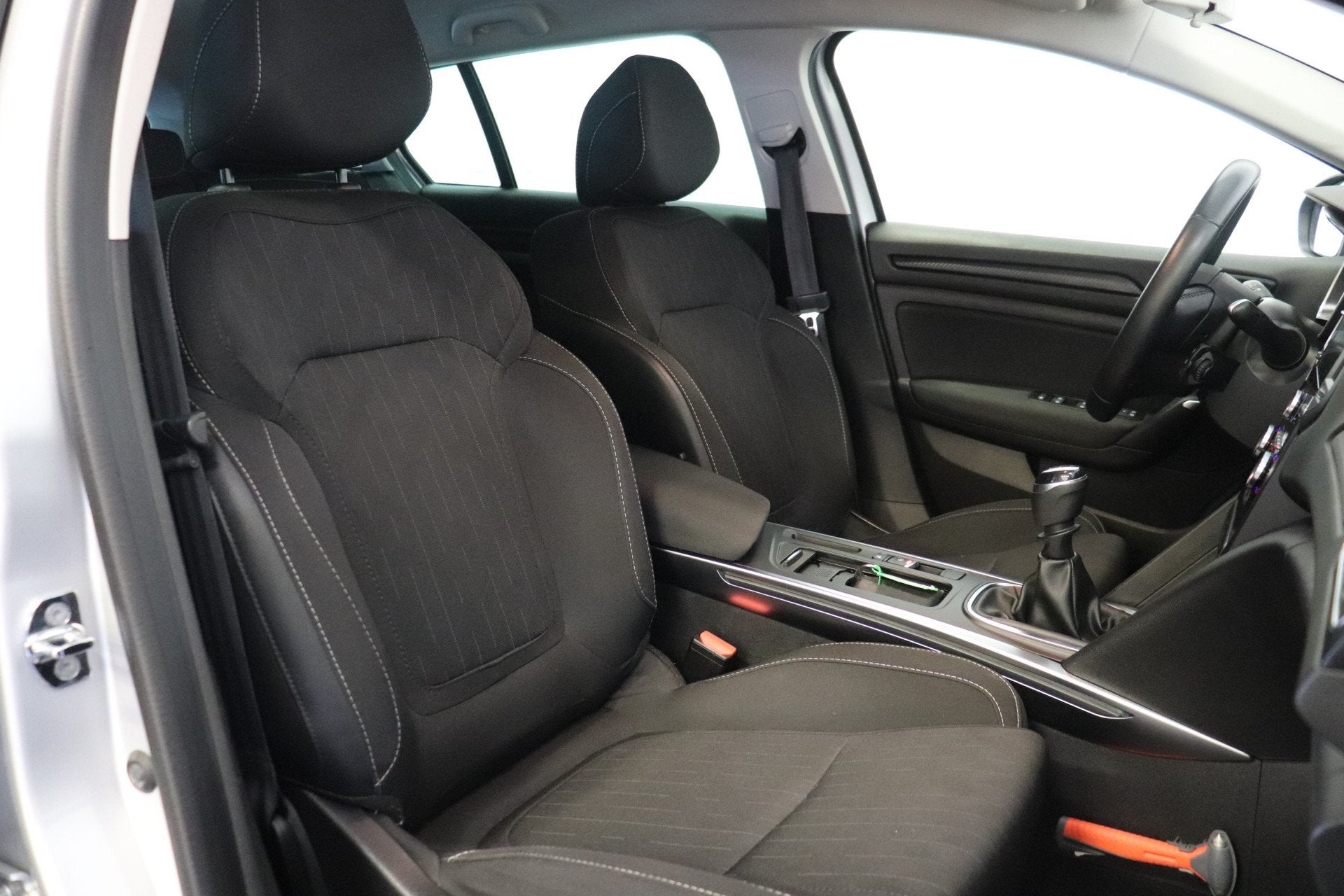 Renault Mégane Estate 1.3 TCe Limited NL-Auto Airco | Navi, Voorwielaandrijving, Stof, Gebruikt, 4 cilinders