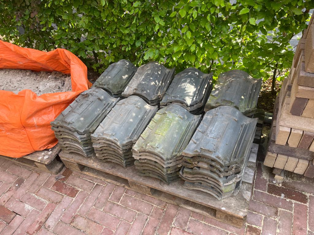 50 Gebruikte OVH Dakpannen - Gebr. van den Boel Thorn, Ophalen, Gebruikt, Steen of Klei, Minder dan 5 m²