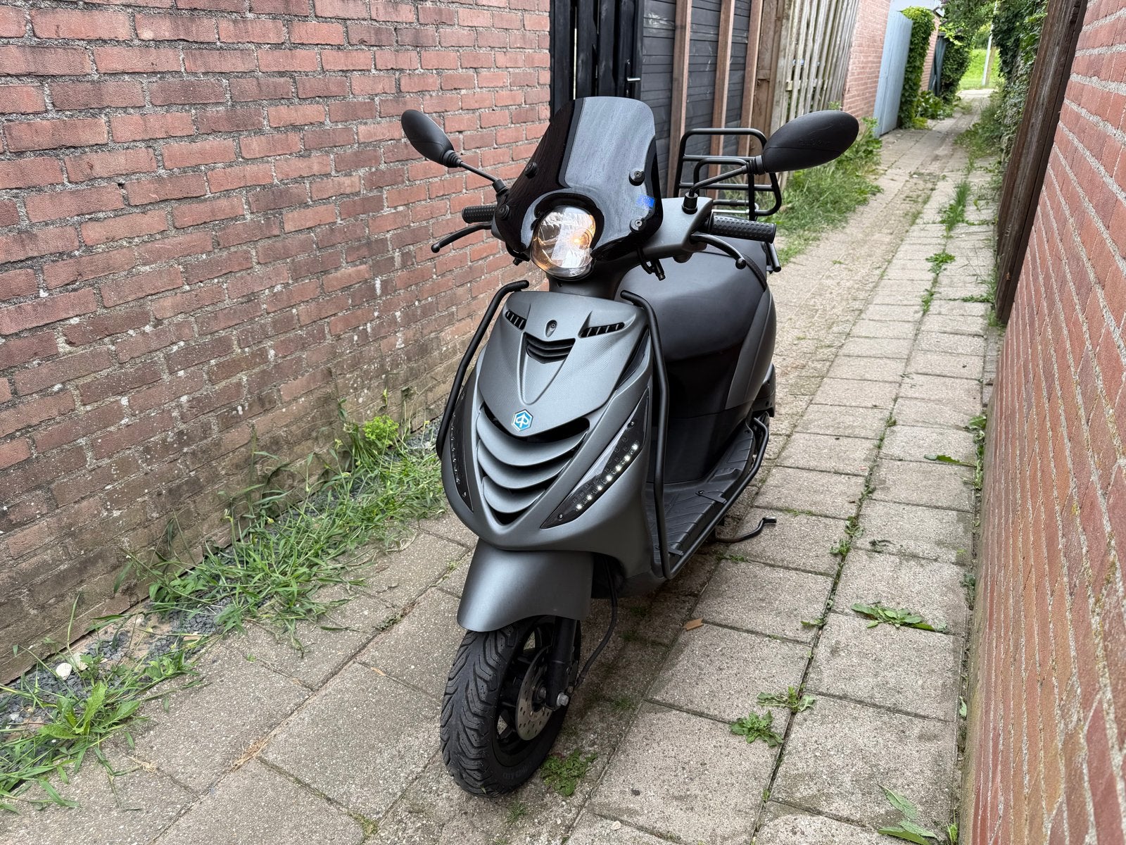 Piaggio Zip I-Get E4 2018, Fietsen en Brommers, Scooters | Piaggio, Zo goed als nieuw, Zip, Maximaal 45 km/u, Benzine, Ophalen