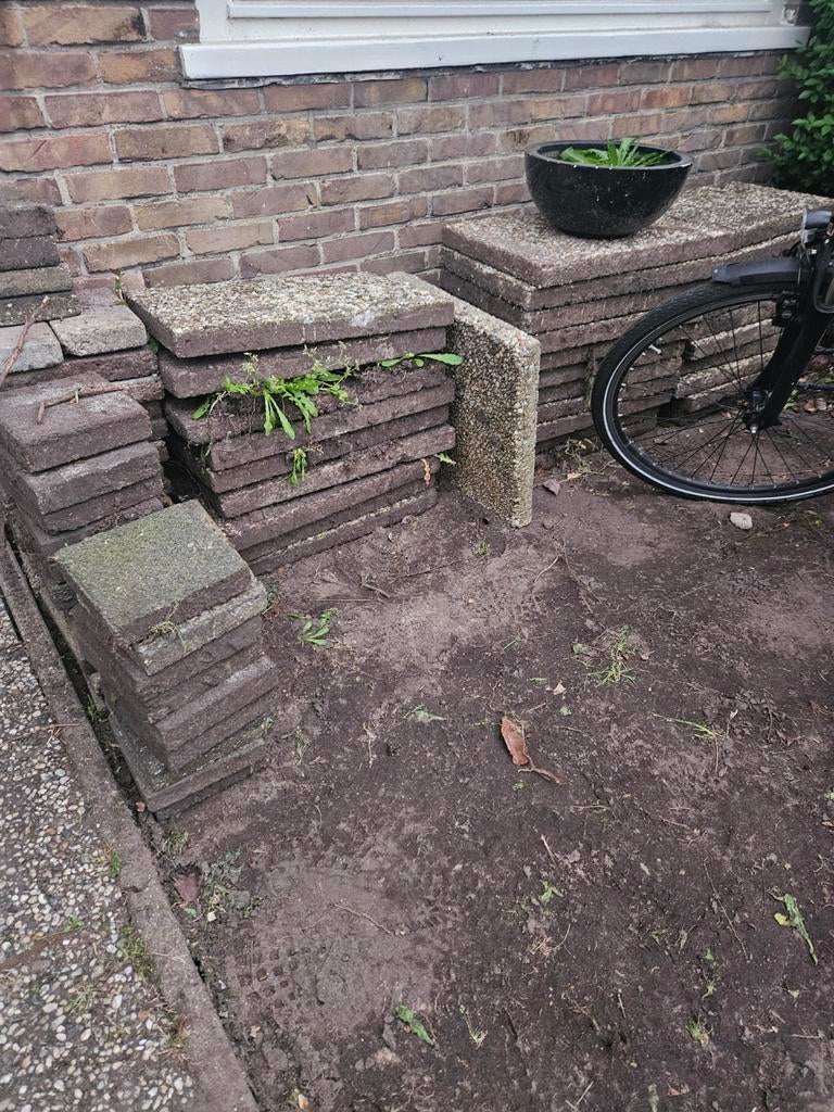 Gratis af te halen tuin/ terrastegels, Tuin en Terras, Tegels en Klinkers, Ophalen of Verzenden, Gebruikt, Beton, Terrastegels