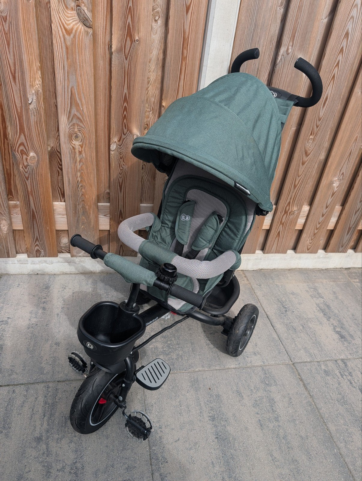 Kinderkraft driewieler met duwstang, Fietsen en Brommers, Fietsen | Driewielers, Zo goed als nieuw, Duwstang, Ophalen