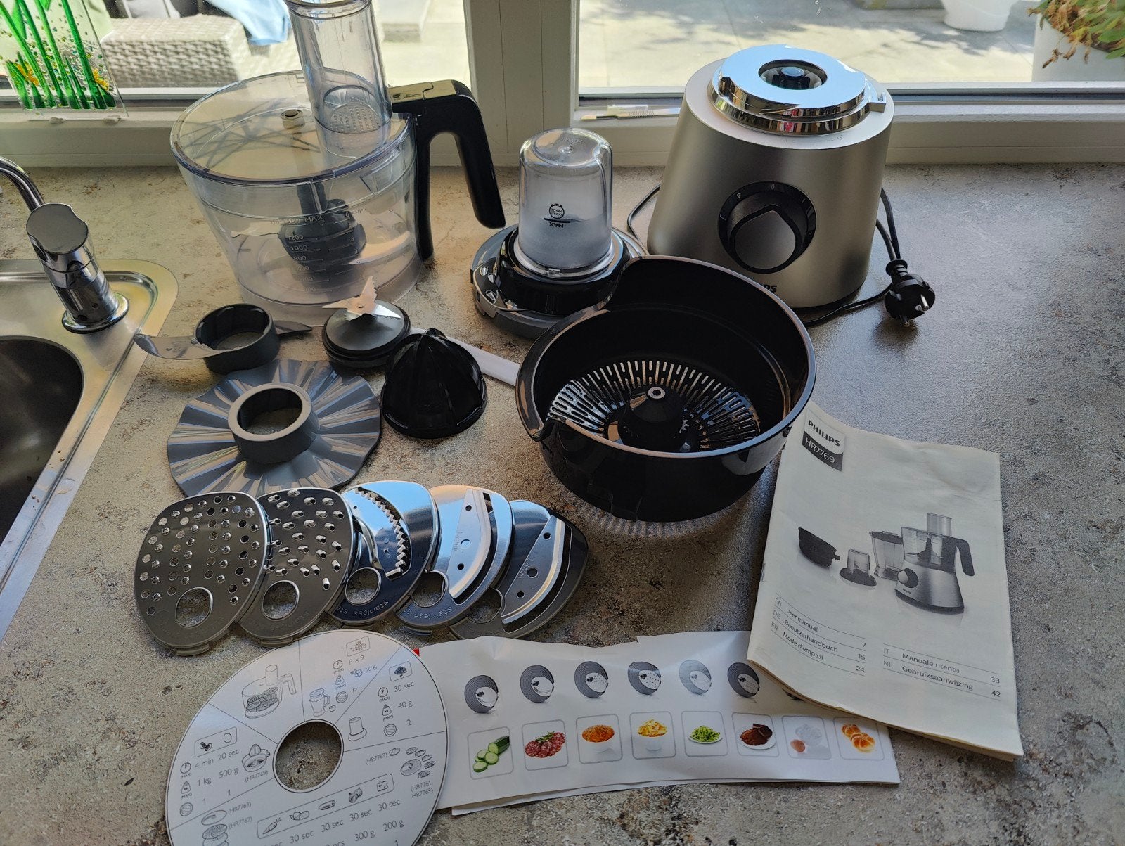 Philips HR7769 Foodprocessor - Zonder blenderkan, Witgoed en Apparatuur, Keukenmixers, 1 tot 2 liter, Ophalen of Verzenden, Zo goed als nieuw