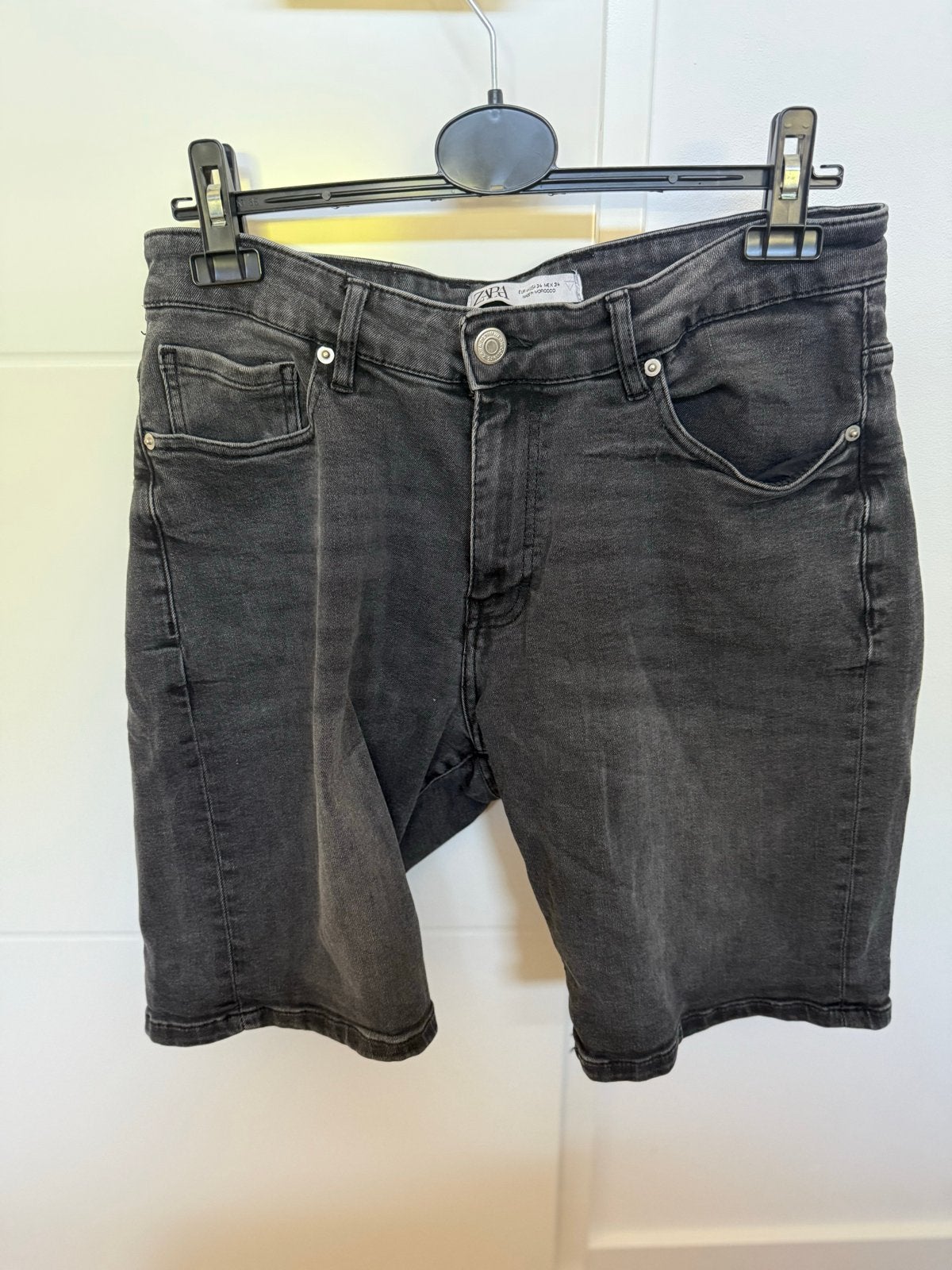 Zara heren jeans shorts - Maat W34, Ophalen of Verzenden, Zo goed als nieuw, Overige kleuren, W33 - W34 (confectie 48/50)