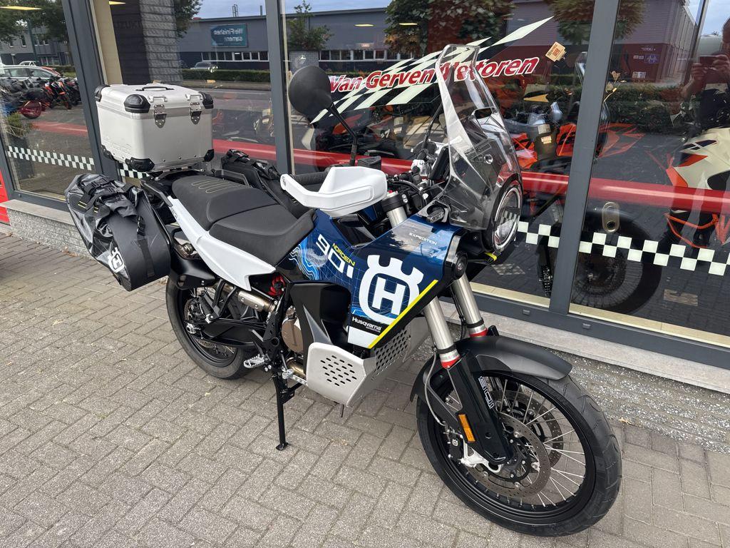 HUSQVARNA 901 NORDEN EXPEDITION 2023, Bedrijf, Toermotor