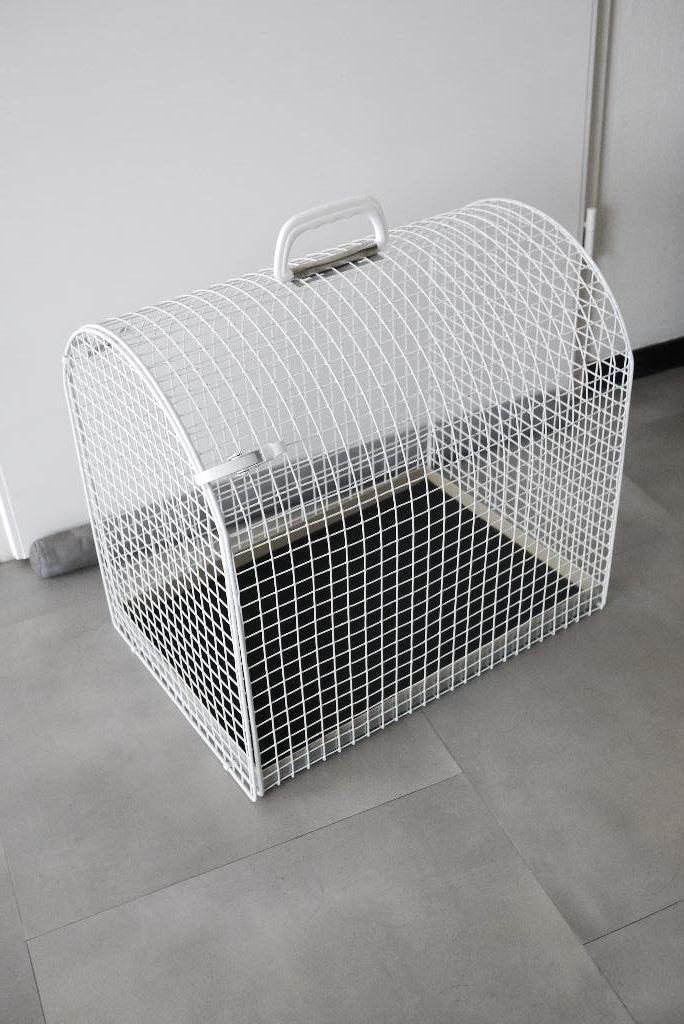 kat poes hond draad bench zgan mooi wit mooie bak, Dieren en Toebehoren, Ophalen, Zo goed als nieuw