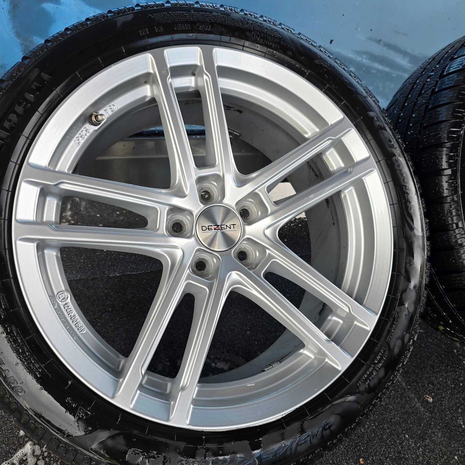 Volvo / Ford winterset 245-45-18 100V TPMS, Ophalen, 18 inch, 245 mm, Banden en Velgen