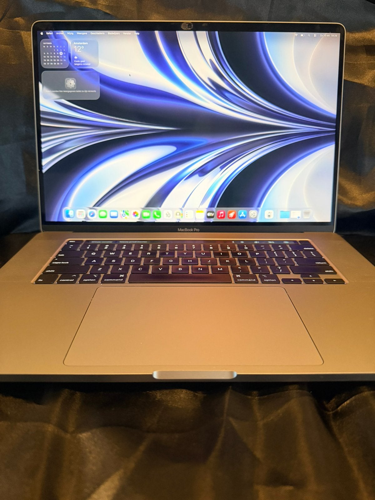 MacBook pro 2019. 16 inch. I7.  16 GB. 512 GB, Computers en Software, 2 tot 3 Ghz, Qwerty, 512 GB, Zo goed als nieuw