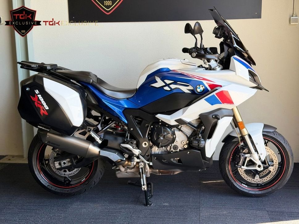 BMW S 1000 XR M-KLEUR DYNAMIC AKRAPOVIC S1000XR, 4 cilinders, Motorrijbewijs A, Bedrijf, Meer dan 35 kW