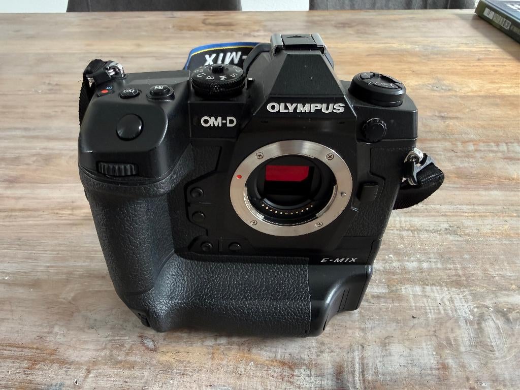 Olympus OM-D E-M1X body, Ophalen of Verzenden, Zo goed als nieuw, Olympus, Geen optische zoom