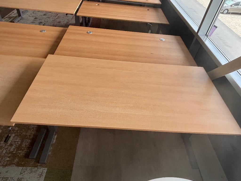 Gispen Outlet zit-zit bureau 160 x 80 cm, Huis en Inrichting, Ophalen, In hoogte verstelbaar, Gebruikt