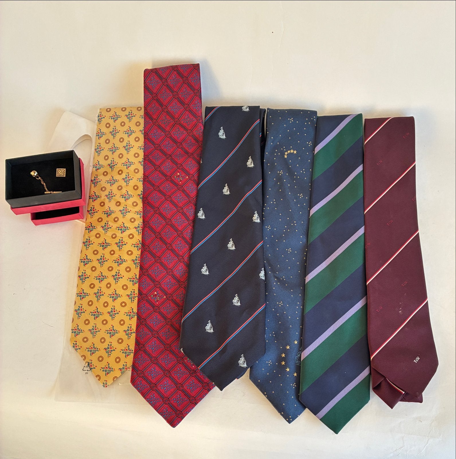 Stropdassen Fortis en voorgangers, met Fortis speldje, Kleding | Heren, Ophalen of Verzenden, Gedragen, Rood, Effen
