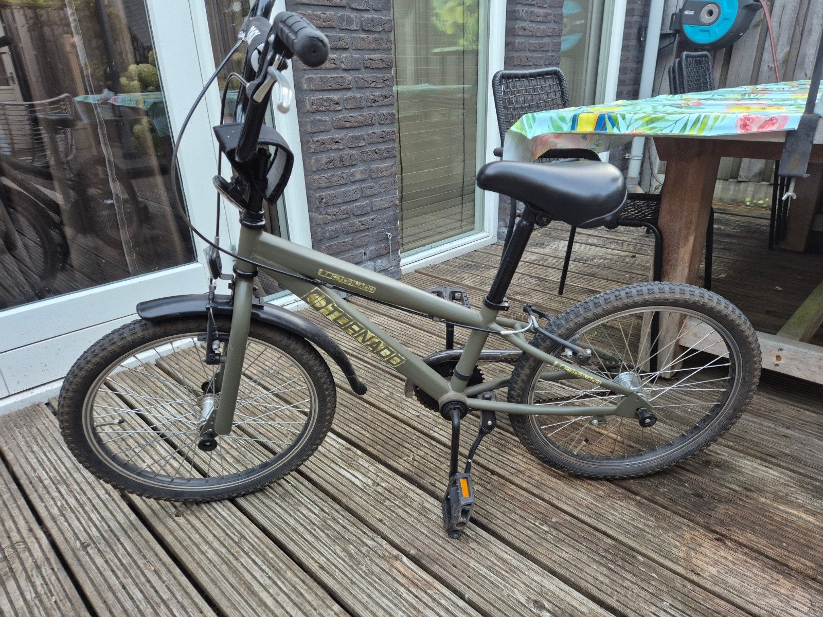 Tornado BMX 16 camouflage (decathlon), Ophalen