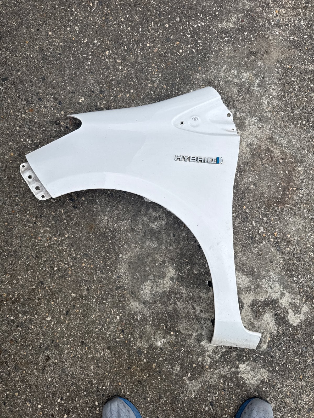 Toyota Yaris 2016 Spatbord linksvoor Wit - Gebruikt, Ophalen, Gebruikt, Voor, Spatbord