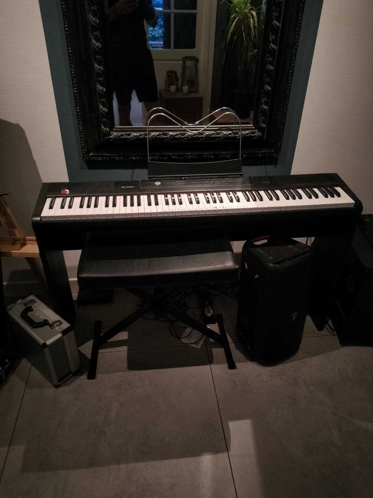 Thomann SP-320 Keyboard met Pedaal en Kruk, Muziek en Instrumenten, Keyboards, 88 toetsen, Zo goed als nieuw, Aanslaggevoelig