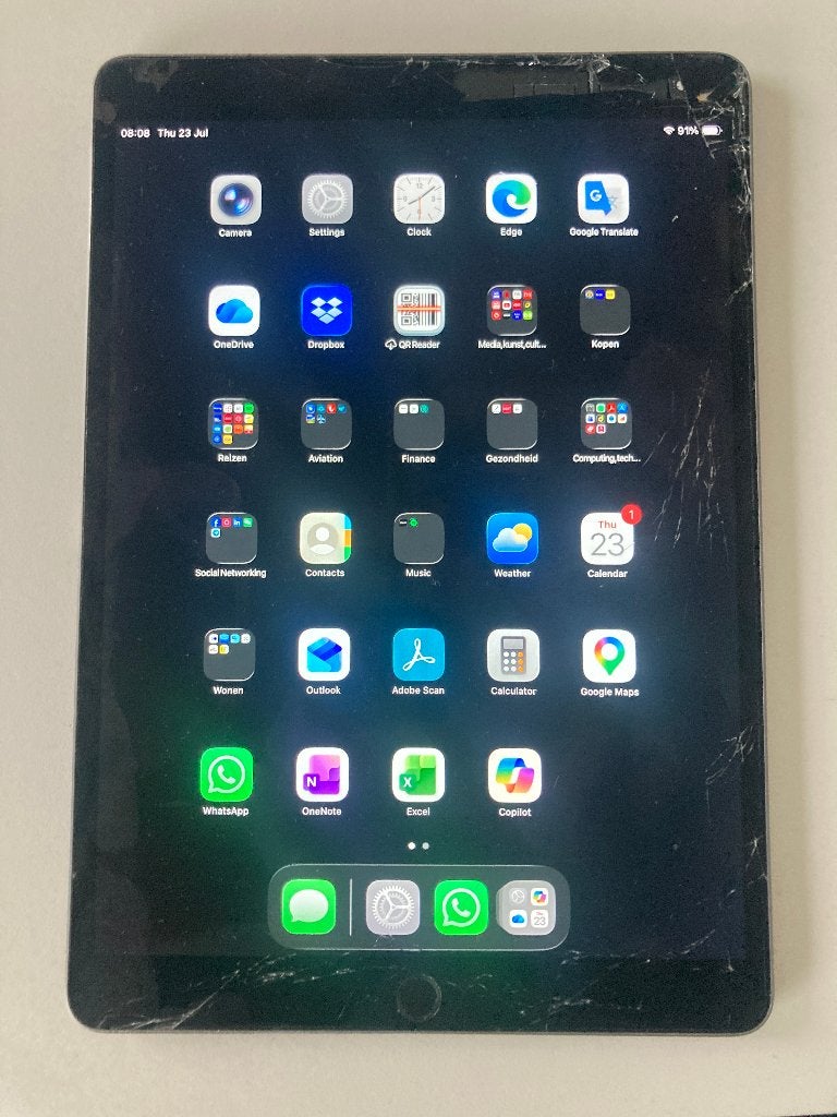 IPad Air 3: werkt perfect - scherm te vervangen, Gebruikt, Apple iPad Air, 11 inch, Ophalen of Verzenden