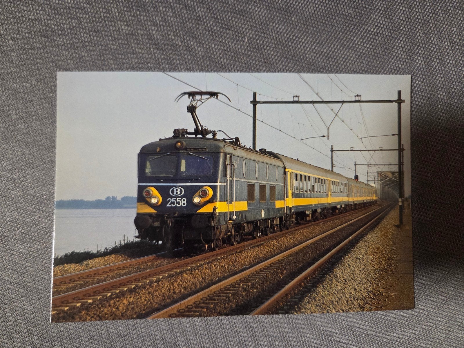 NMBS/SNCB Locomotief 2558 Benelux Trein Ansichtkaart, Ophalen of Verzenden