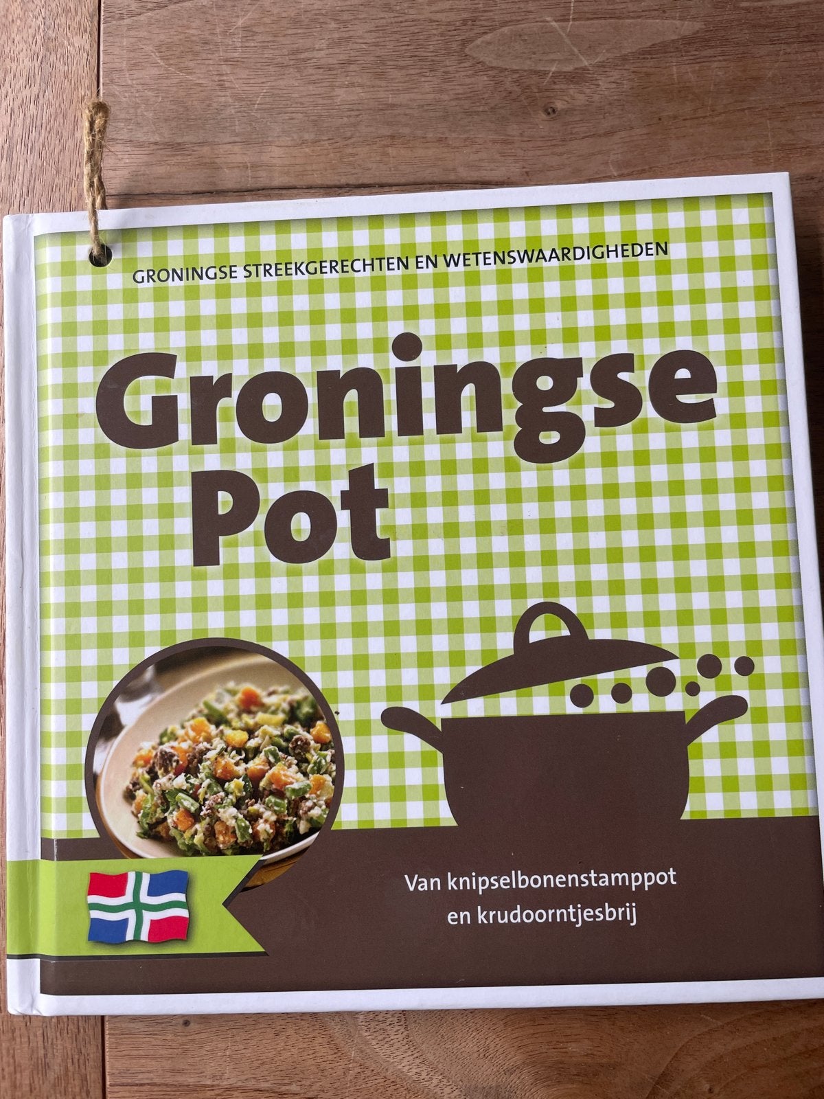 Groningse Pot: Streekgerechten en Wetenswaardigheden nieuw!, Boeken, Kookboeken, Ophalen of Verzenden, Zo goed als nieuw, Nederland en België