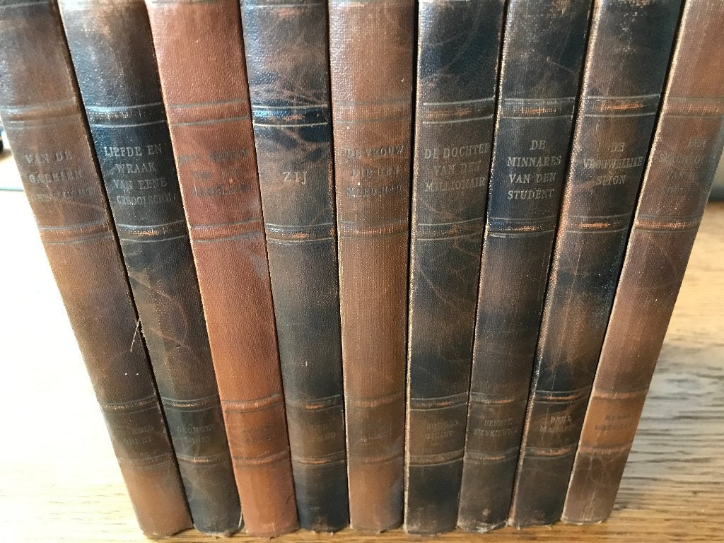 9 boeken uitgeversmaatschappij olanda, Antiek en Kunst, Antiek | Boeken en Bijbels, Ophalen of Verzenden