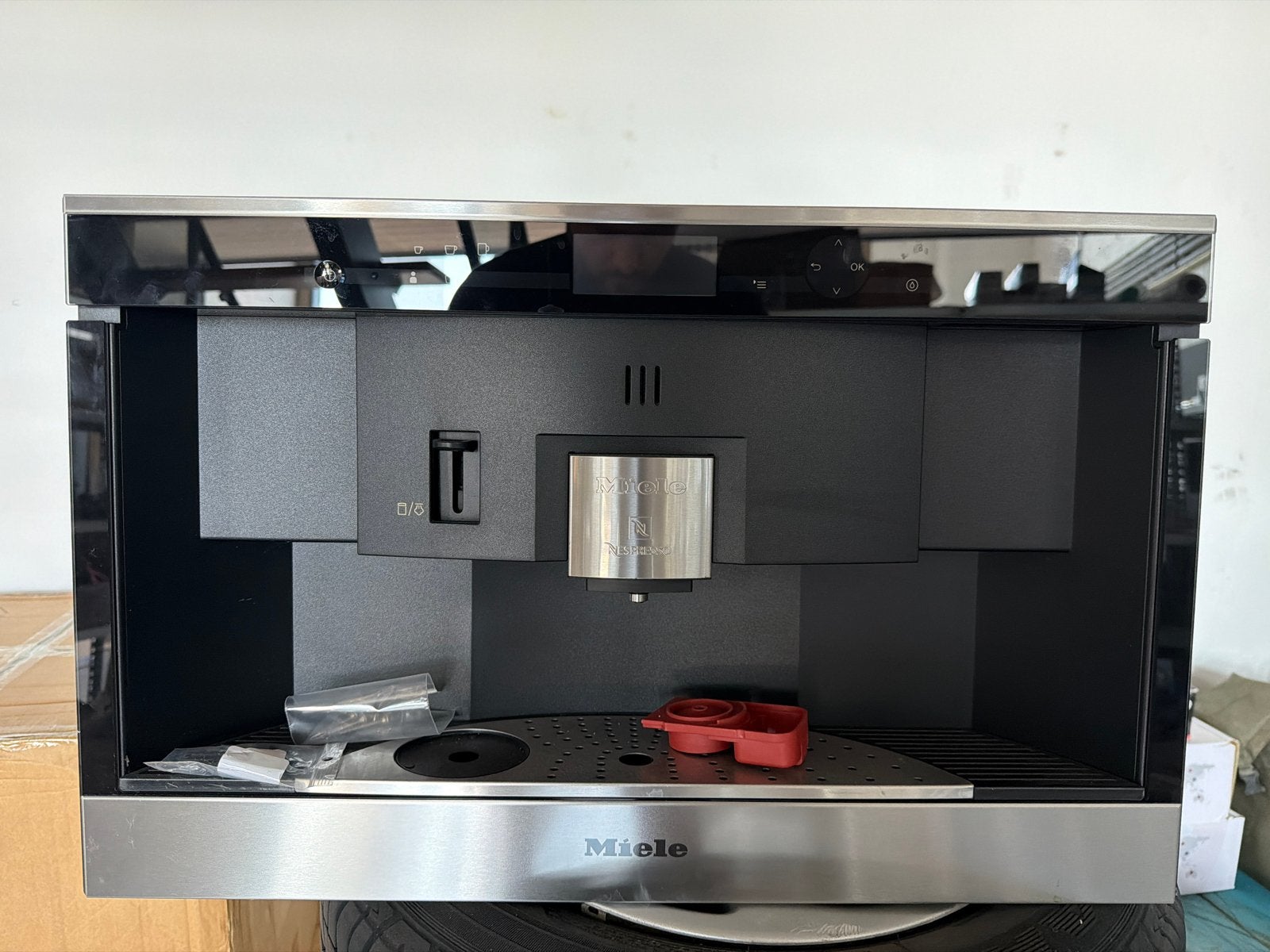 Miele inbouw CVA6431 koffiezetapparaat, Ophalen, Miele, Afneembaar waterreservoir, 10 kopjes of meer