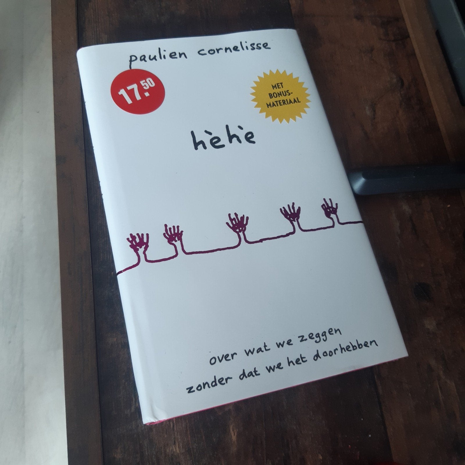 Hèhè - Paulien Cornelisse (Boekenweekessay 2025), Ophalen of Verzenden, Zo goed als nieuw, Paulien Cornelisse, Nederland