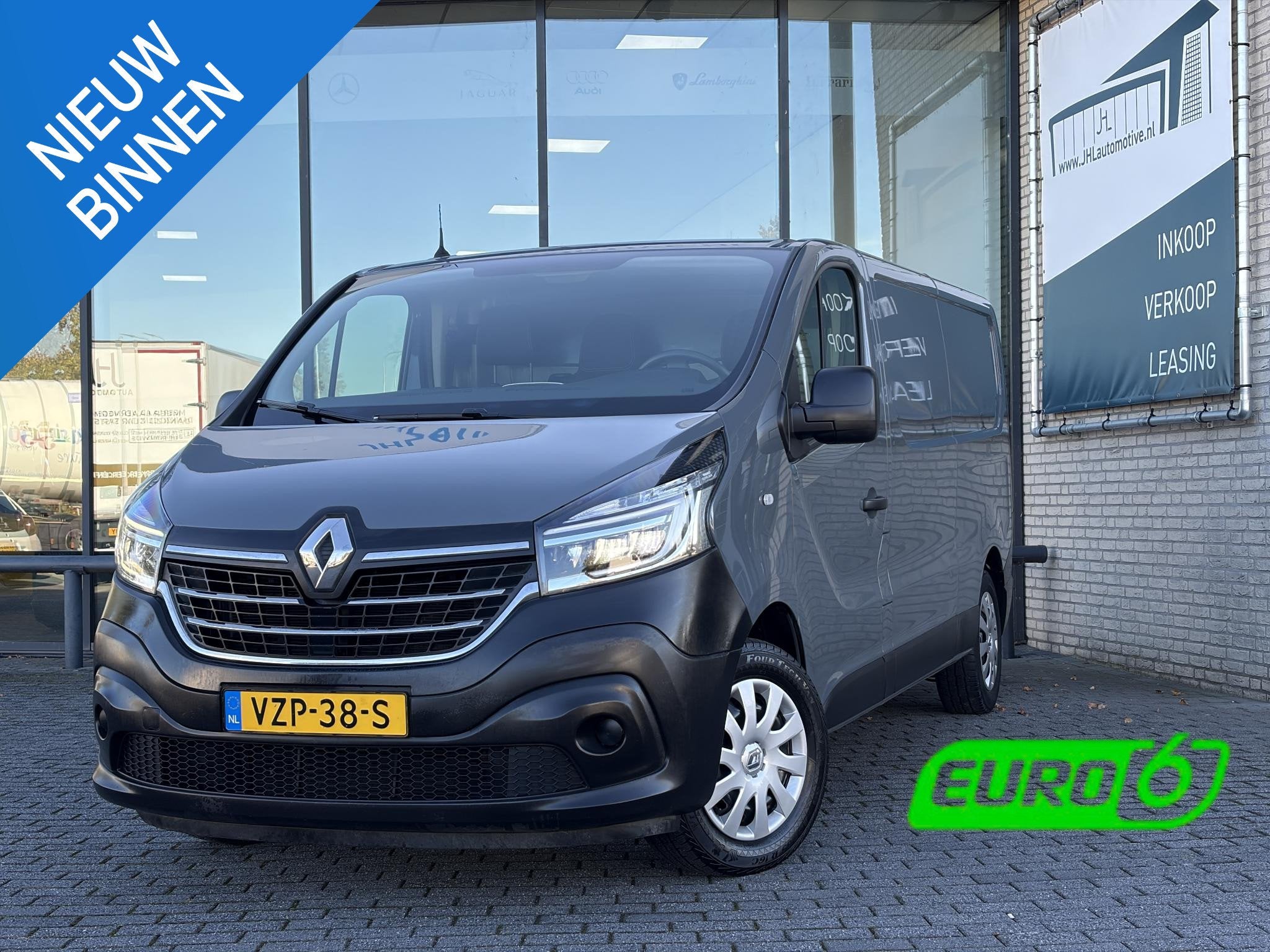 Renault Trafic 2.0 dCi 120 T29 L2H1*HAAK*CAM*A/C*CRUISE*NAVI, Auto's, Voorwielaandrijving, Verwarmde buitenspiegels, Stof, Gebruikt