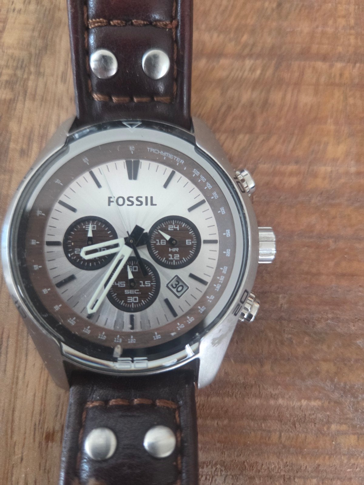 Fossil herenhorloge met bruine leren band, Sieraden, Tassen en Uiterlijk, Ophalen of Verzenden