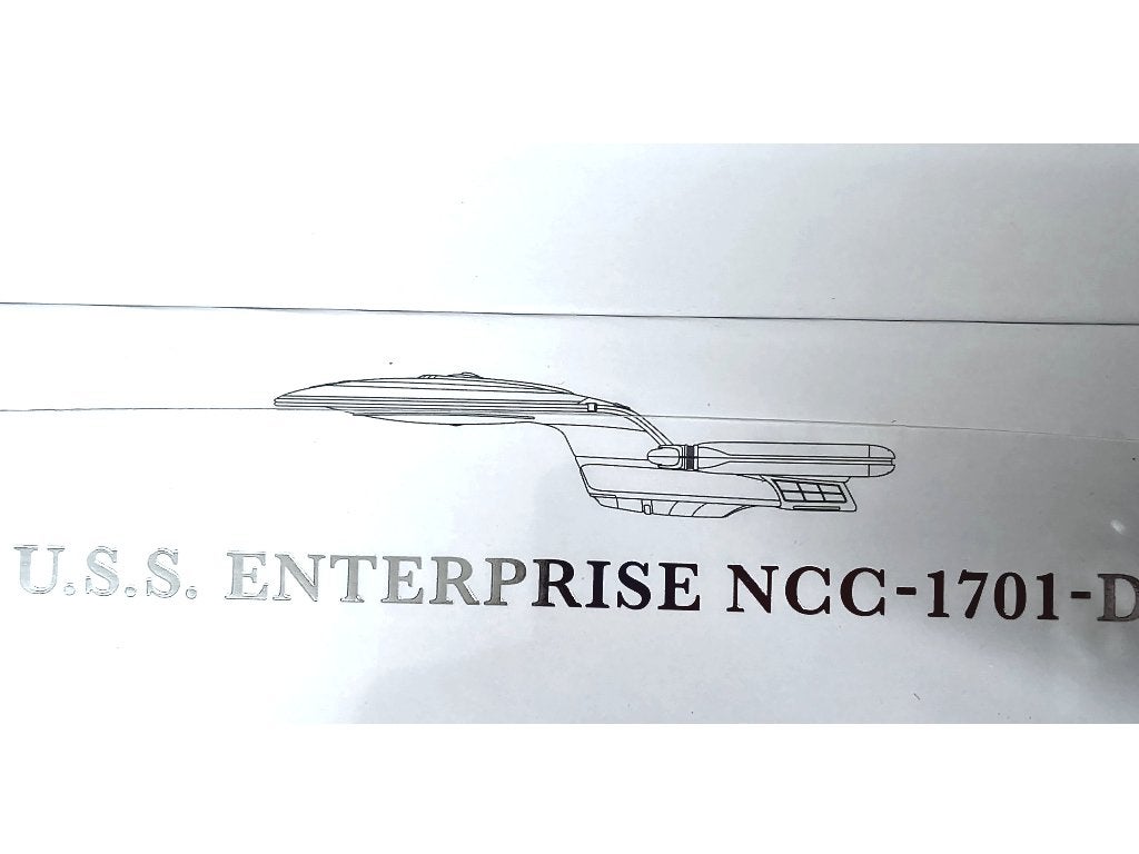 Star Trek Next Generation U.S.S. Enterprise NCC-1701-D Grijs, Customercare@hornby.com, Beeldje, Replica of Model, Nieuw, Enterprise Road, Westwood Industrial Estate  ⠀ ⠀CT9 4JX ⠀MARGATE  ⠀ ⠀Verenigd Koninkrijk