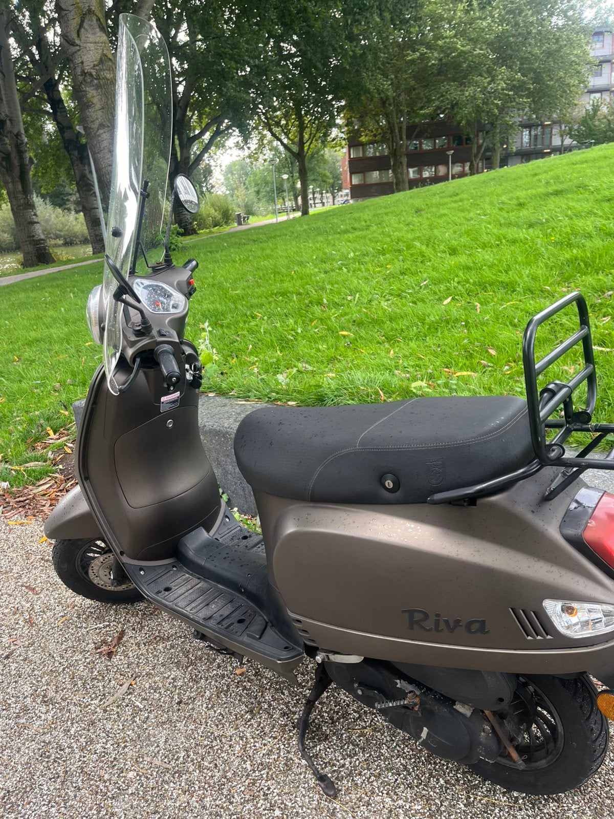 Riva scooter blauw kenteken, Ophalen of Verzenden, Zo goed als nieuw, Benzine, Overige merken