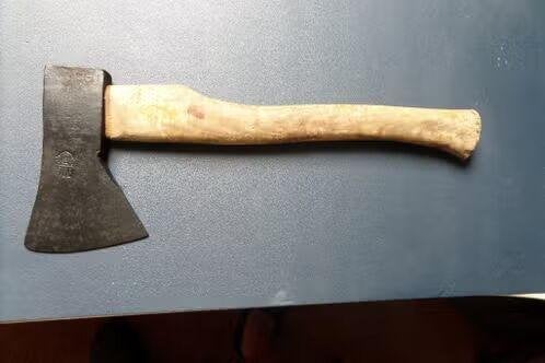 Bijl - Handbijl - WW2 - Brandweer - Lengte 40cm - €60,00, Ophalen, Zo goed als nieuw, Bijl