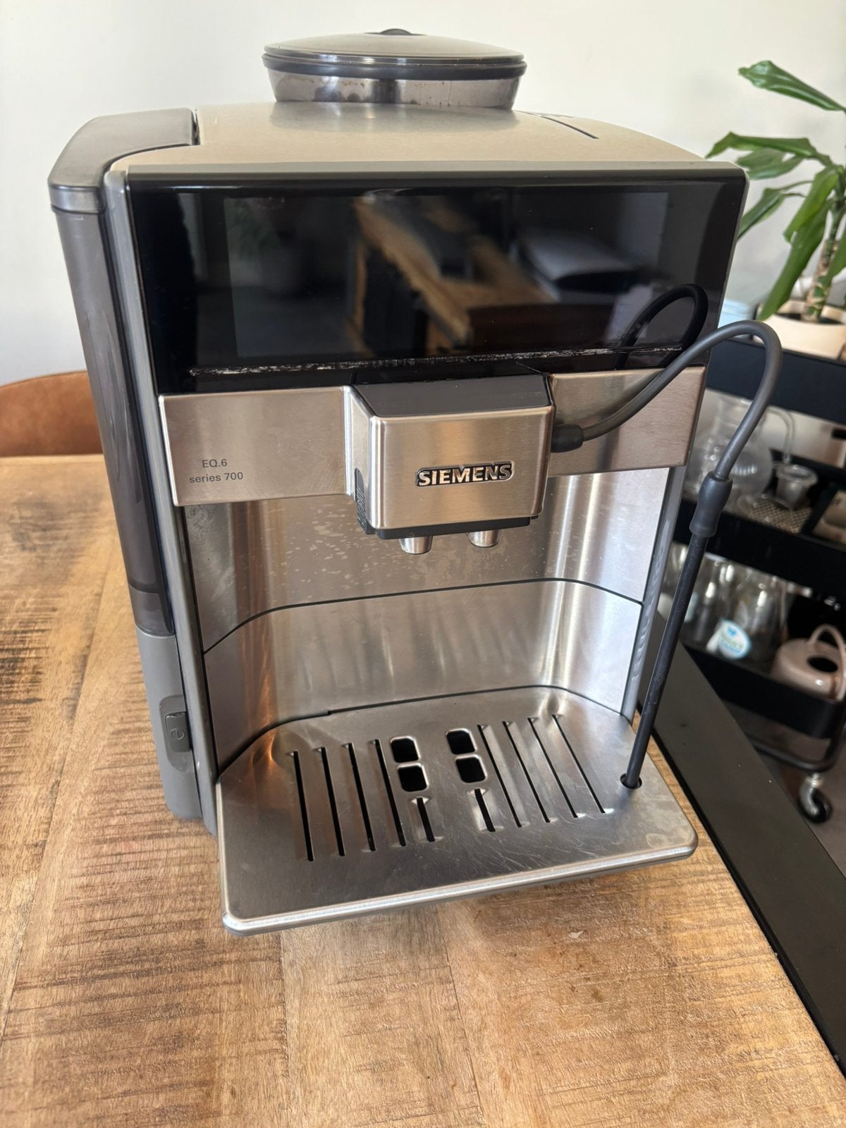 Siemens EQ.6 series 700, Ophalen, Zo goed als nieuw, Koffiemachine