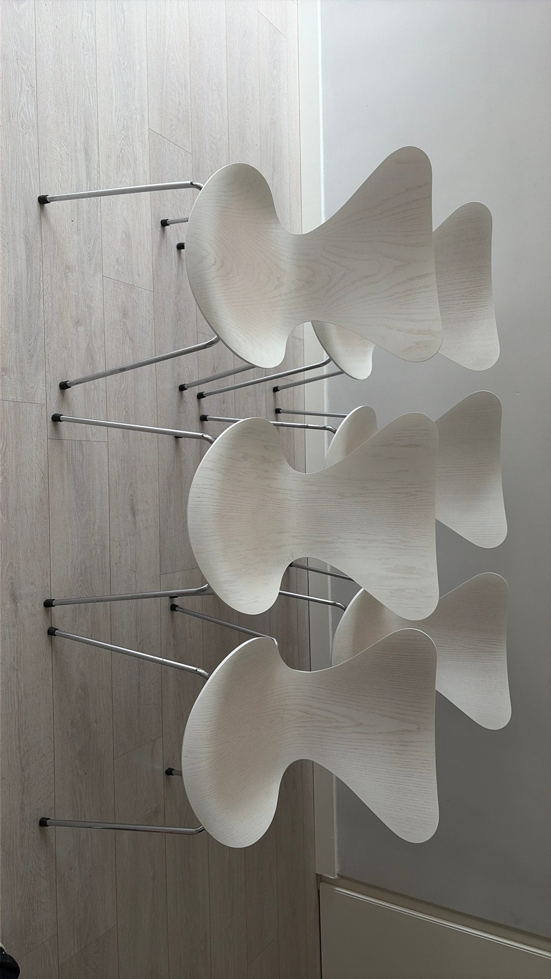 Fritz Hansen originele vlinderstoelen 6x (uit 2018), Ophalen, Gebruikt, Wit, Vijf, Zes of meer stoelen