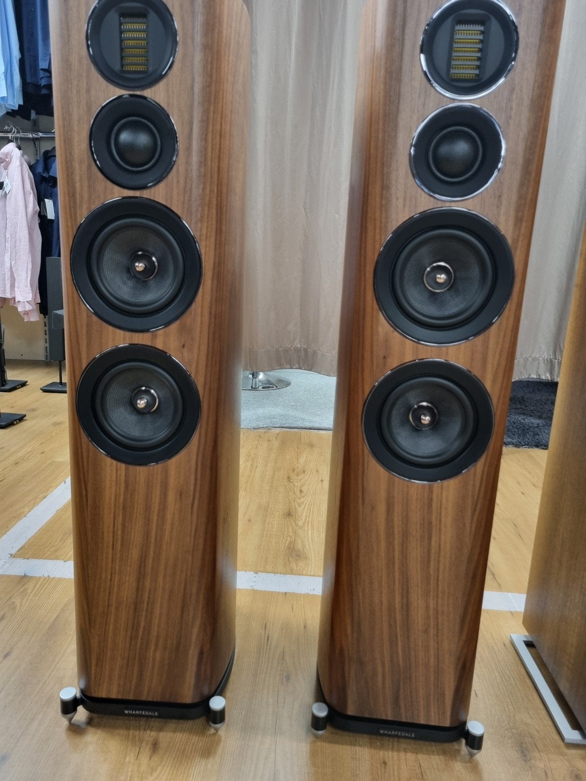 Wharfedale EVO4.4 VERKOCHT, Vloerstaande luidspreker, Zo goed als nieuw, /, /