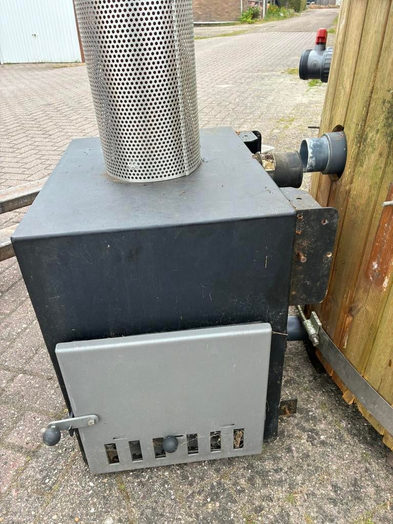 Tweedehandse - gebruikte - kirami hottub - grote kachel, Tuin en Terras, Ophalen, Gebruikt, 7921AE, Fast Fair b.v.