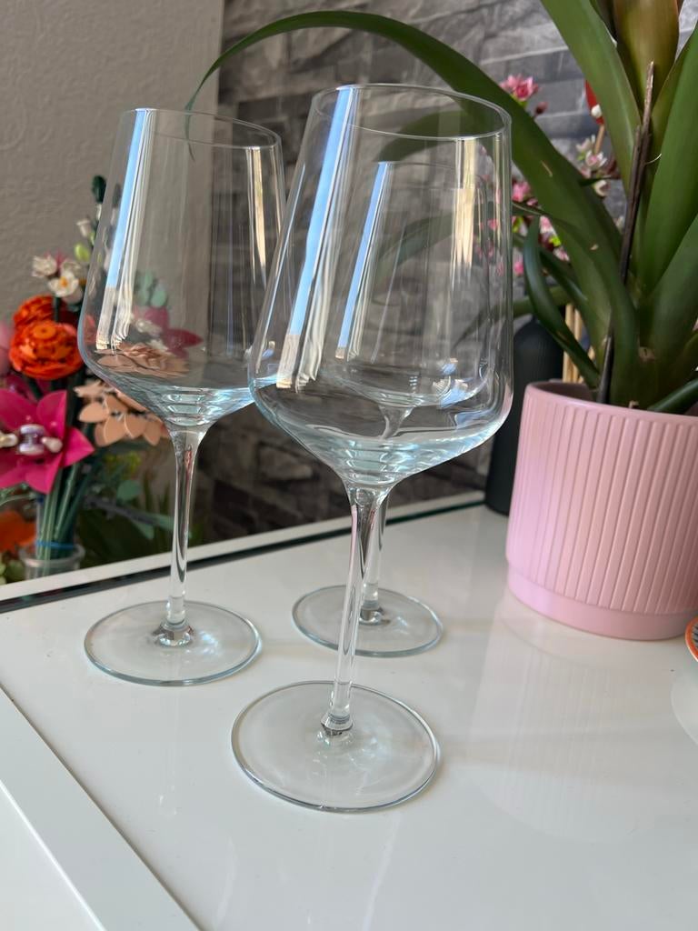 Villeroy & Boch witte wijnglazen, Ophalen of Verzenden, Zo goed als nieuw, Glas, Glas of Glazen
